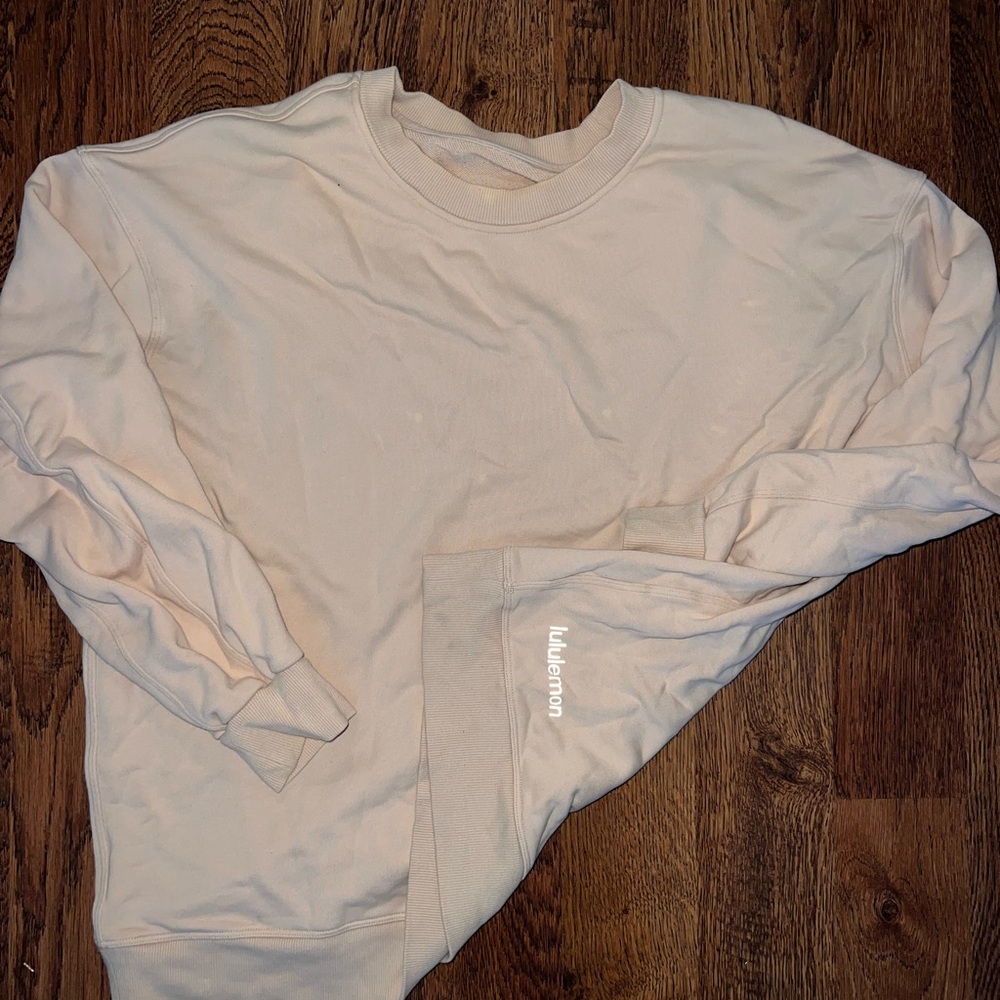 Lululemon crewneck